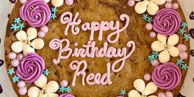 Daisies, Swirls & Pearls Cookie Cake