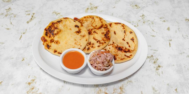 Pupusas de Queso