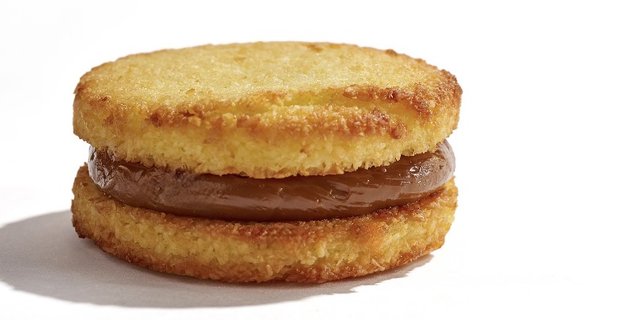 Coconut Alfajor