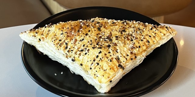 Everything Bagel Pastry