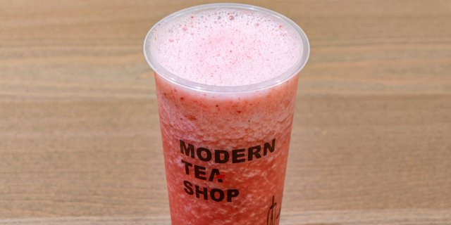 Fresh Strawberry Tea Slushy
