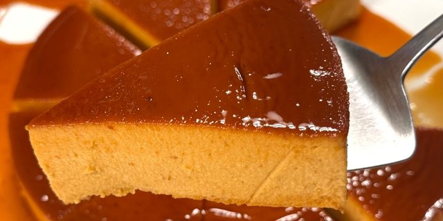 8" Pumpkin Flan