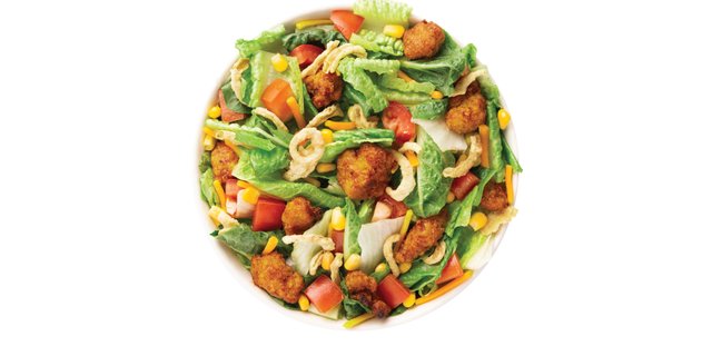 Smoky BBQ Crispy Chicken Salad
