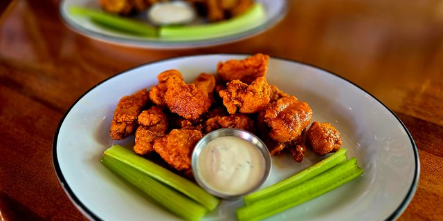Boneless Wings (Serves 3-4)