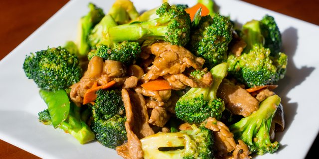 Beef w/ Broccoli