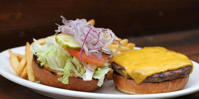 Cheeseburger