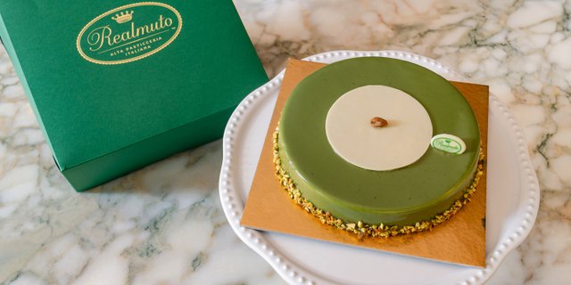 Oro Verde Cake