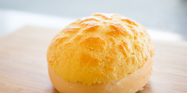 Baked Egg Custard Bun