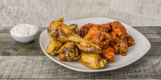 14-Piece Wings Medium Platter