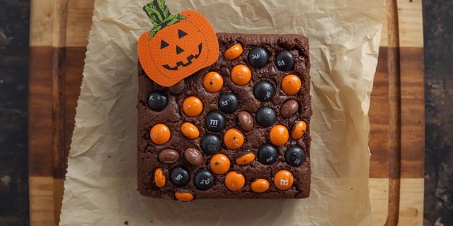 Dozen Halloween Party Brownies
