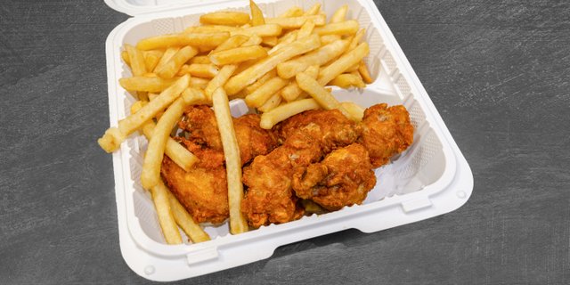 Hot Spicy Wings Entree