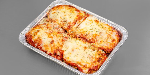 Chicken Parmigiana w/ Penne Tray
