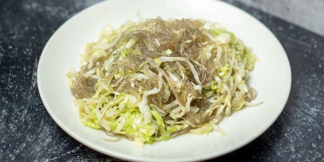 Stir-Fried Cabbage & Clear Noodle