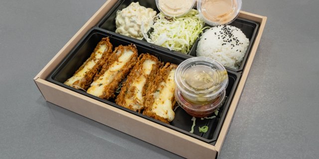 Cheesy Don Lunchbox