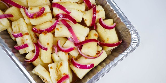 Yucca w/ Garlic