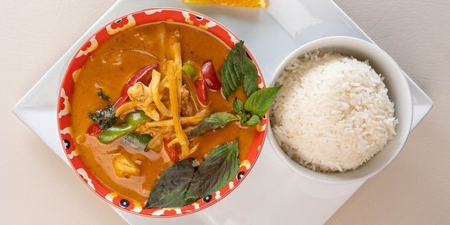 Red Curry Entree
