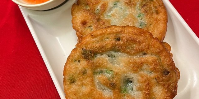 Oodles Spring Onions Cake