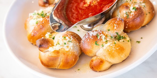 Garlic Knots