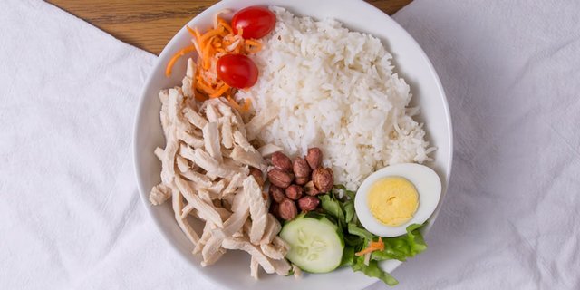 Shredded Chicken (White Meat) Rice Box