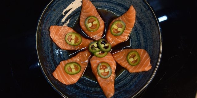 Salmon Carpaccio