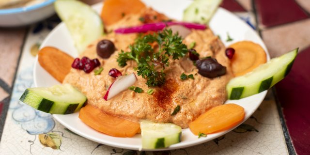 Roasted Red Pepper Hummus