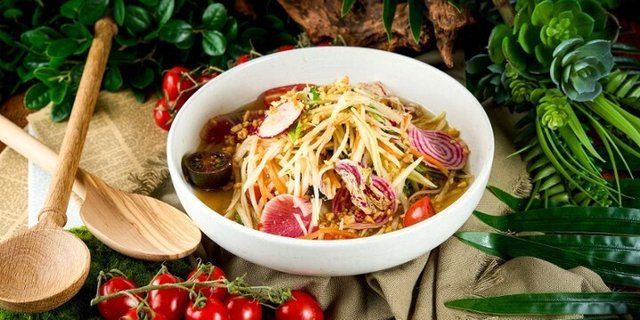 Green Papaya Salad