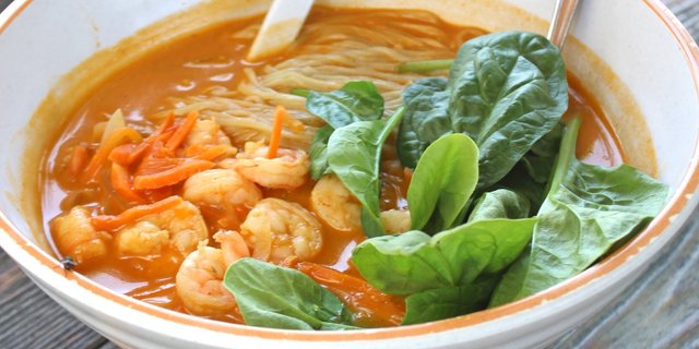 Tom Yum Noodle Soup