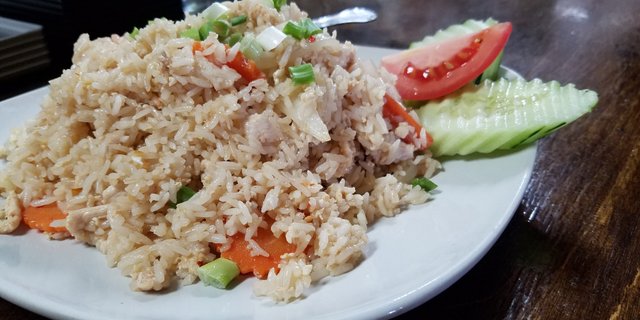Thai Fried Rice & Crispy Spring Roll Boxed Meal