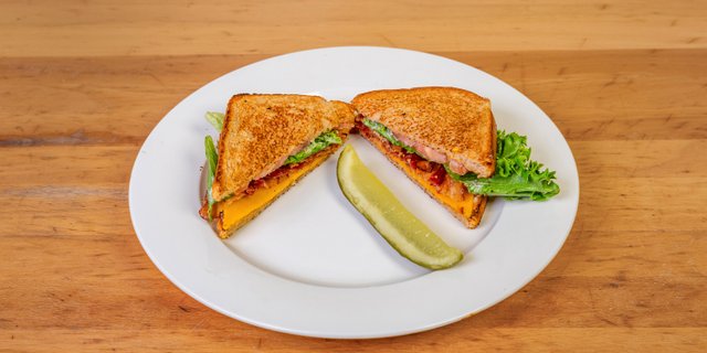 Single Decker Boxed Lunch