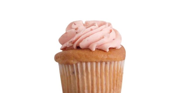 Gluten-Free Strawberry Shortcake Cupcake