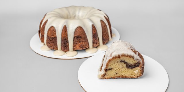 Southern Sock It To Me Pound Cake Slice