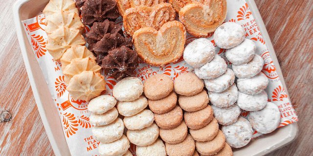 Assorted Cookie Tray
