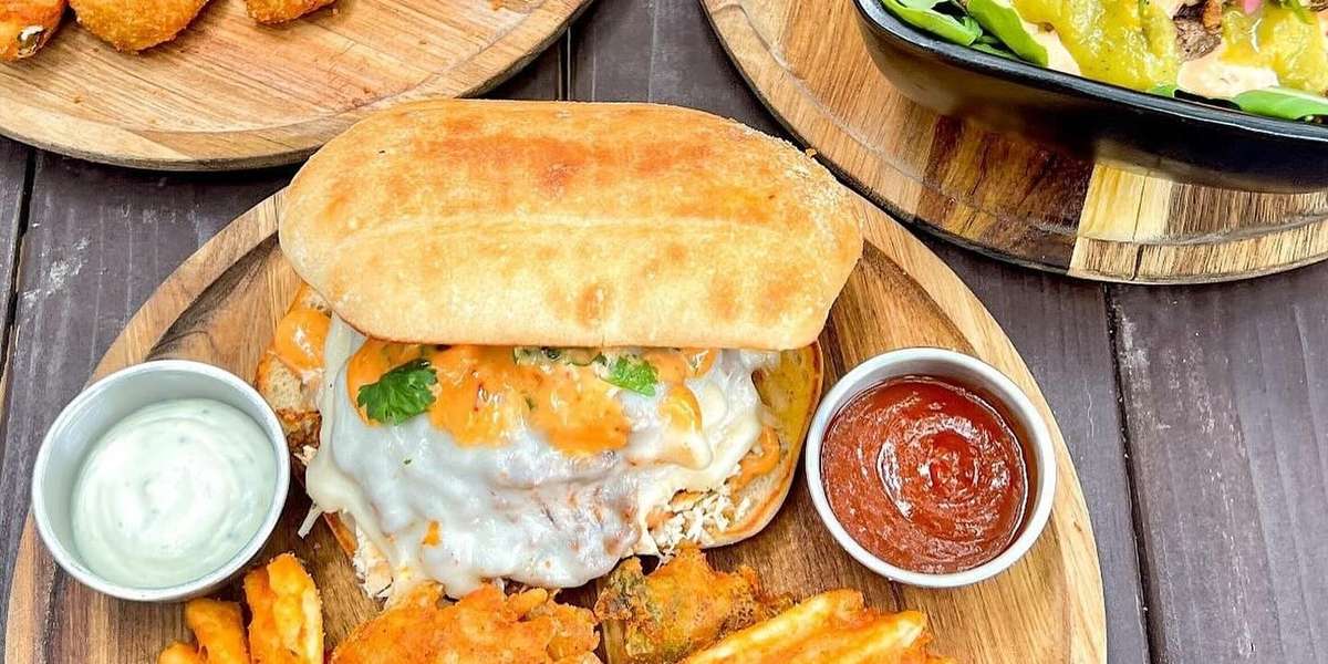 El Pirata Tortas y Burritos