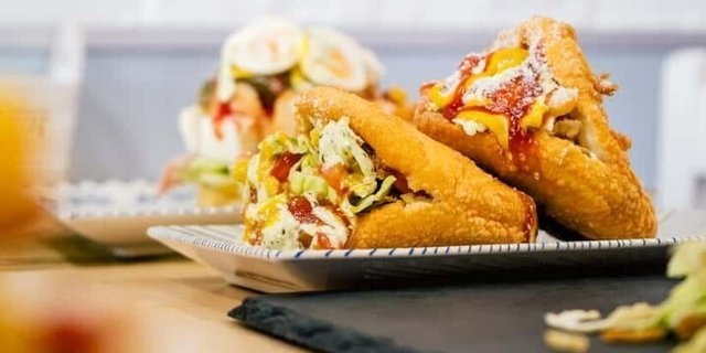 Chicken Arepa