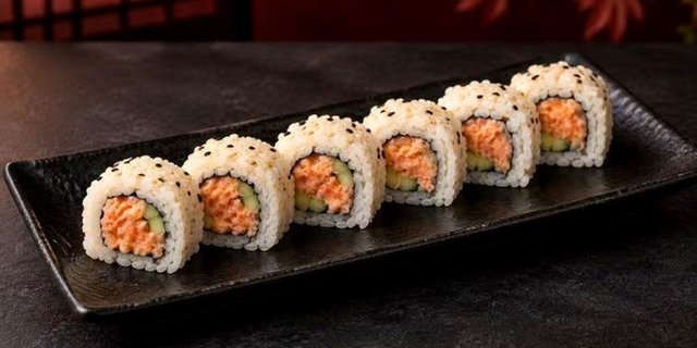 Spicy Salmon Roll
