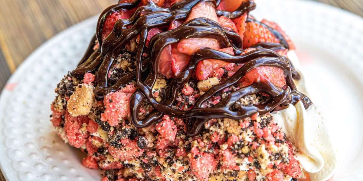 Savor the Moment Crunch Cheesecakes