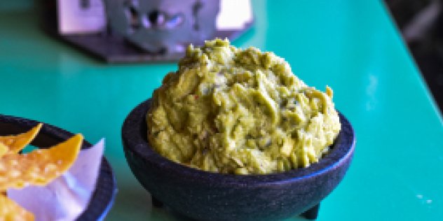 Side Traditional Guacamole