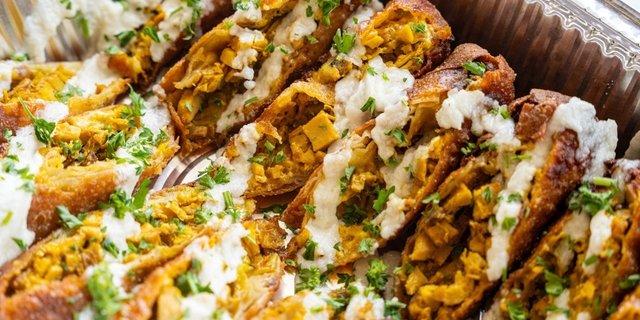 Half Tray - Chicken Shawarma Eggrolls
