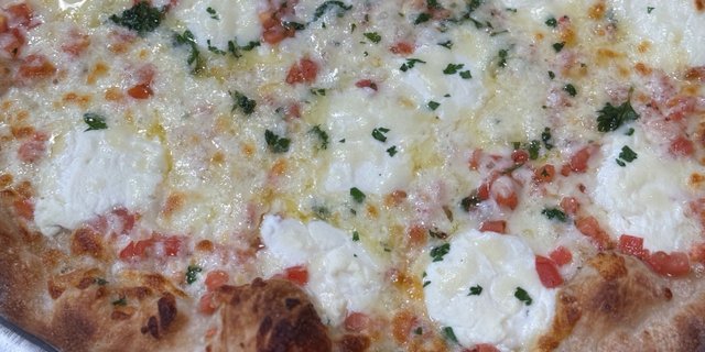 16" Quattro Formaggio Pizza