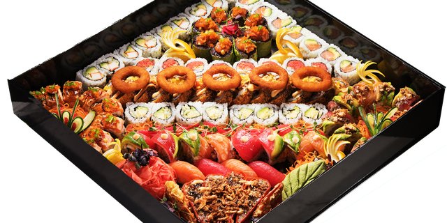 Signature Family Platter