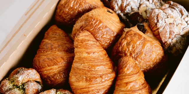 Croissant Lovers Box