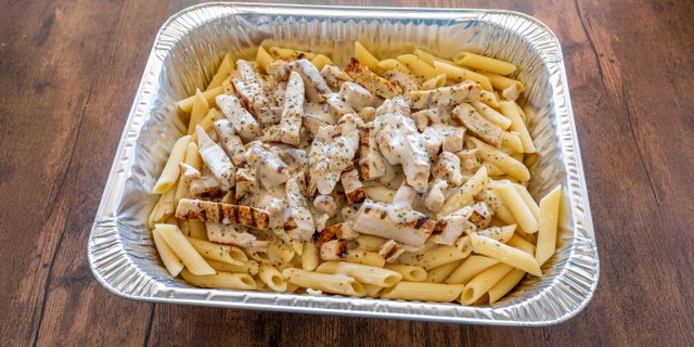 Chicken Alfredo Tray