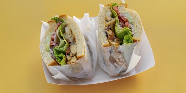 Grilled Chicken Breast & Smoked Provolone Sandwich