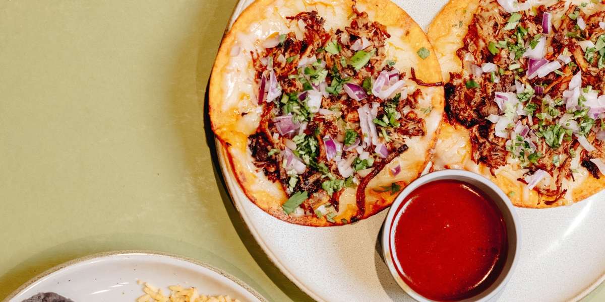Rio Lobo Cantina