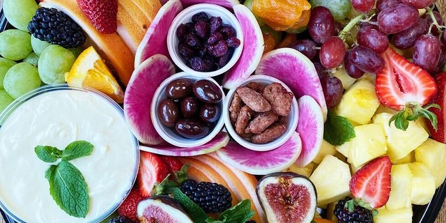 Seasonal Fruit Platters