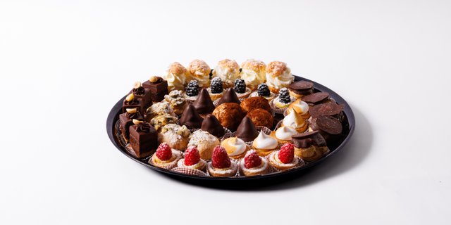 Seasonal Pasticcini