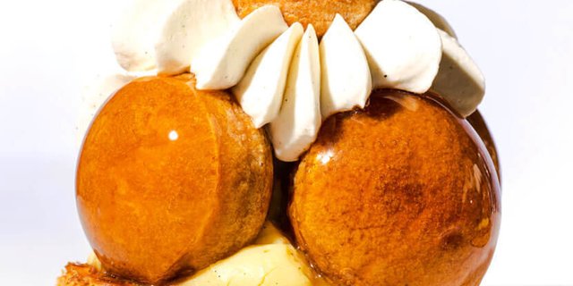 Saint Honore Cake