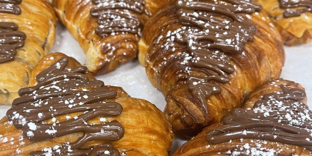 Nutella Croissant