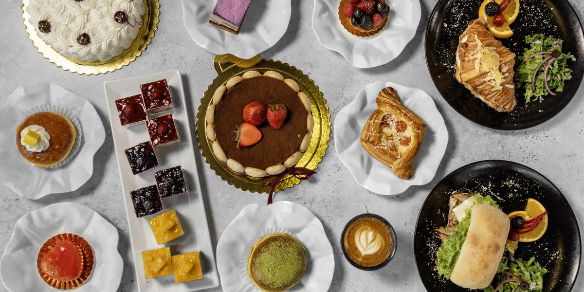 What Coffee & Bakery