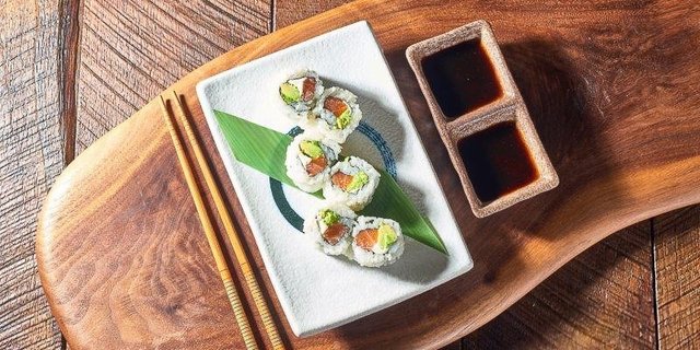 Salmon Avocado Roll Tray